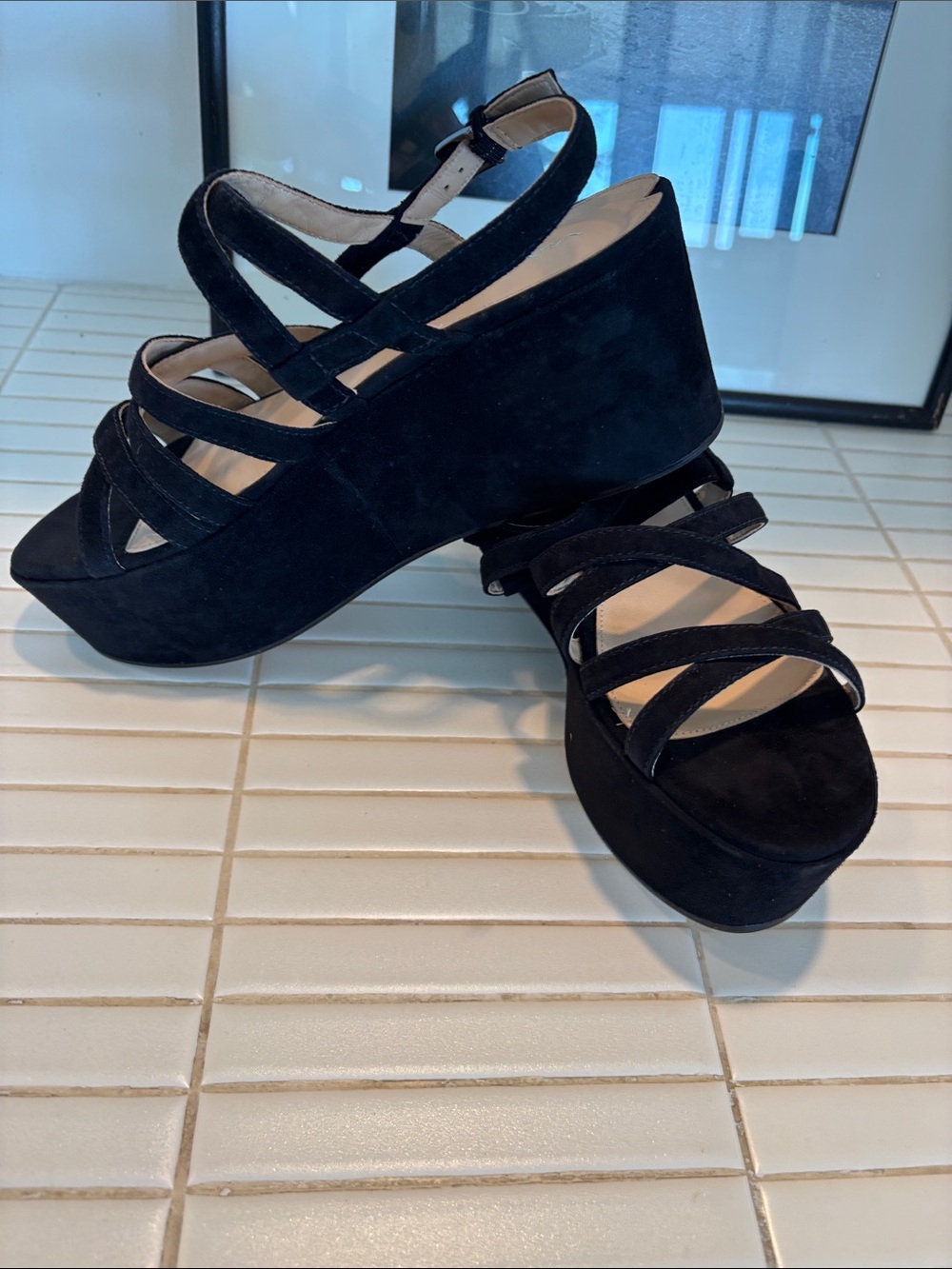 Via Spica NIB Black Strappy Platform Sandals - Women's Suede Wedge Sz 9